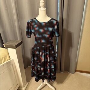 LuLaRoe Mid-Knee dress with Pockets